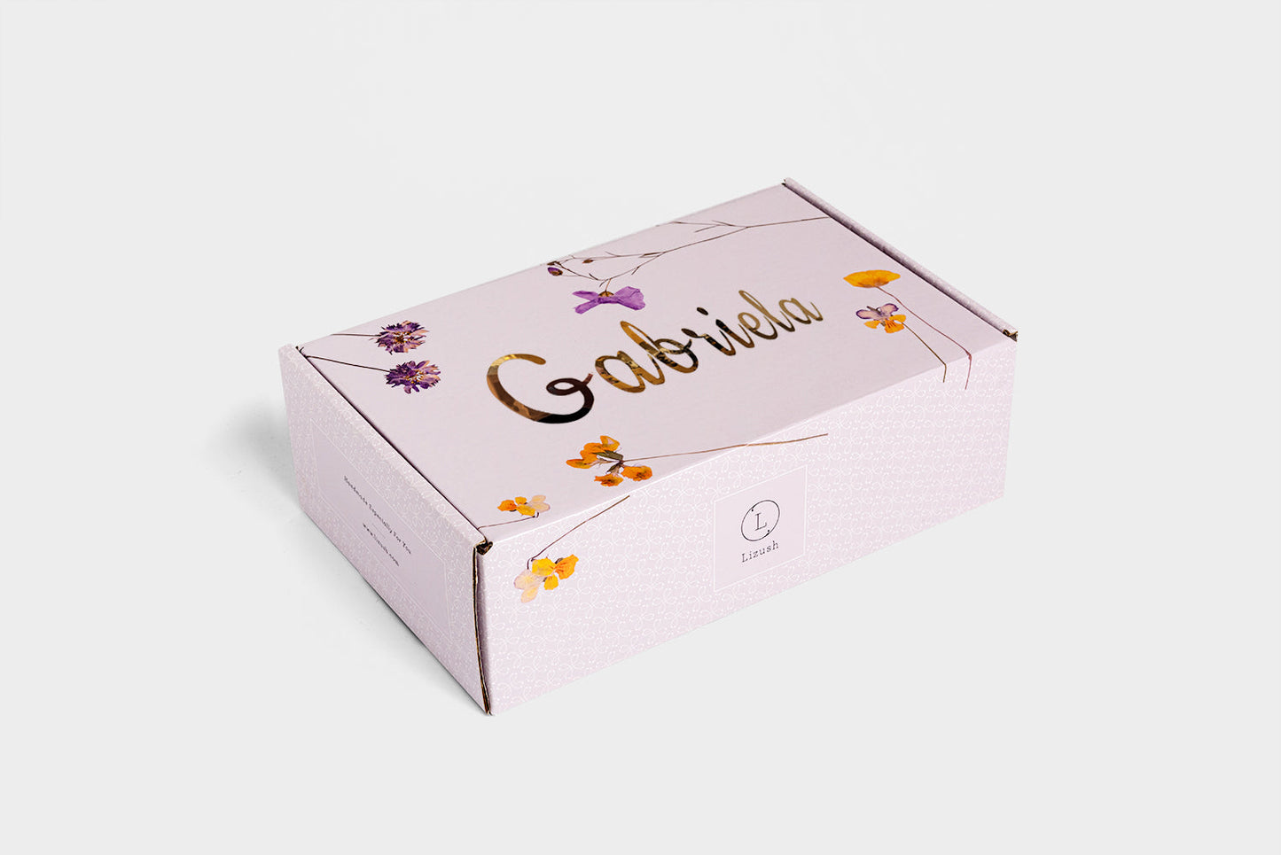Naturalbathandbodygiftboxwithnamepersonalization-Lizush