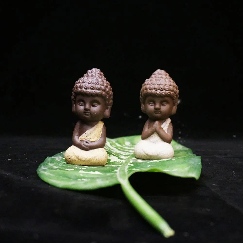 small Buddha statue monk figurine tathagata India Yoga Mandala tea pet purple ceramic crafts decorative ceramic ornaments - Lotus Prayer